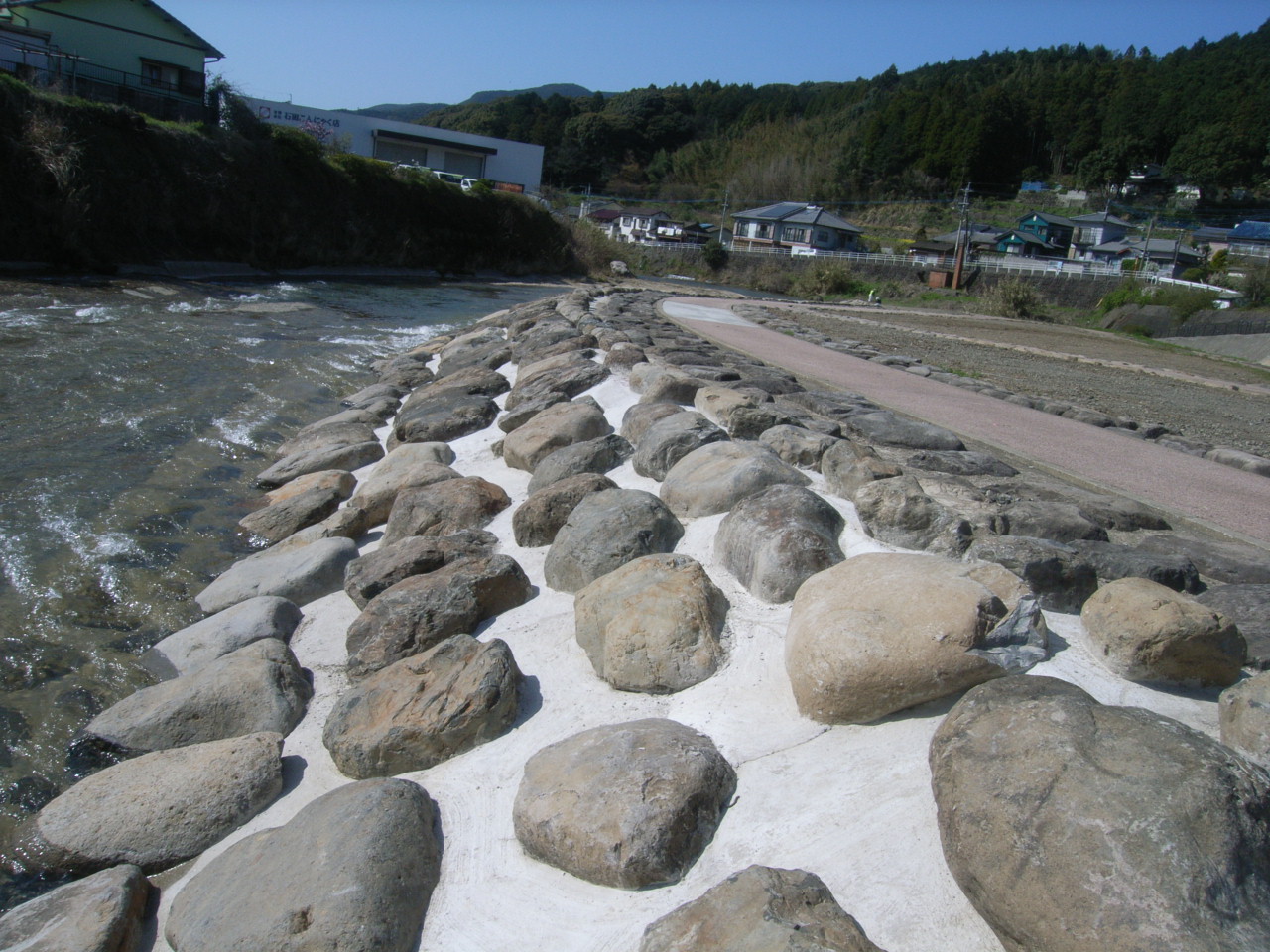 相浦川ふるさと輝くみんなの水辺づくり工事（矢峰・柚木工区）